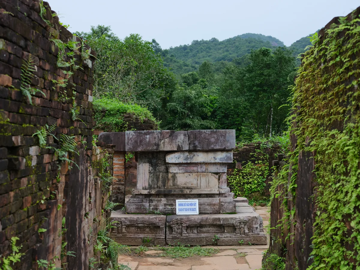A carved lingam-yoni pedestal at My Son Sanctuary